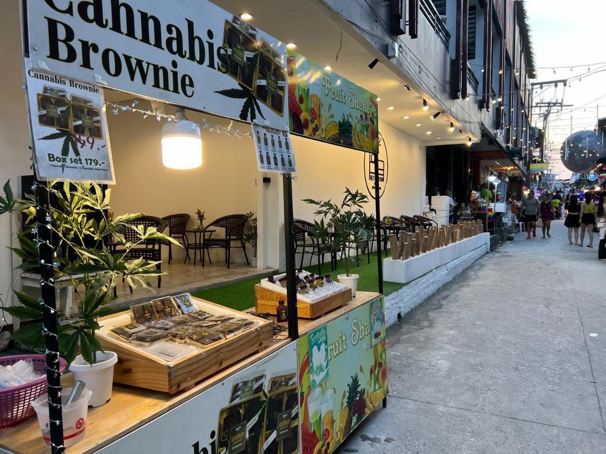 Hostel Bed Station Ban Madua Wan Zewnętrze zdjęcie