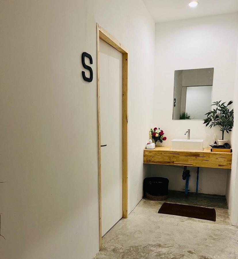 Hostel Bed Station Ban Madua Wan Zewnętrze zdjęcie